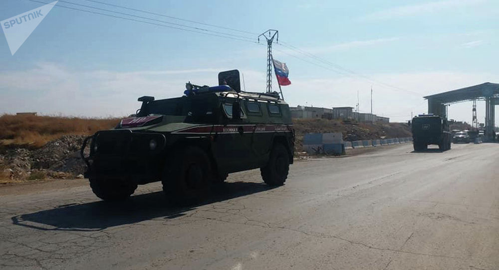 俄军警沿土叙边界新路线进行巡逻