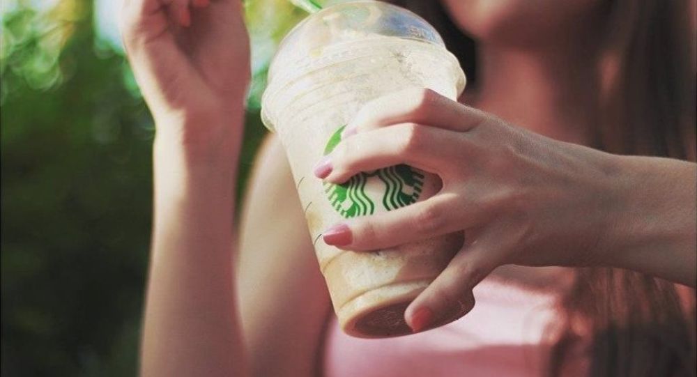星巴克日本门店将弃用塑料吸管