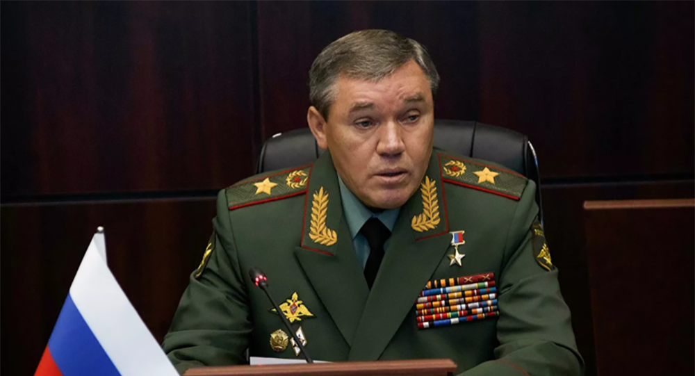 俄亚两军总参谋长讨论维和行动和军事技术合作问题