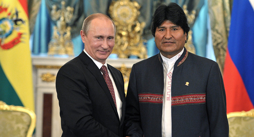 玻利维亚总统埃沃·莫拉莱斯称普京为兄弟还称俄罗斯为兄弟国家