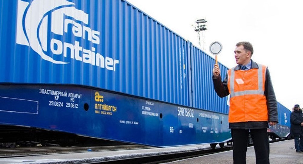 俄首列快速集装箱列车已从乌法出发前往中国