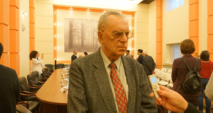 历史学博士尤里·加林诺维奇 历史学博士尤里·加林诺维奇