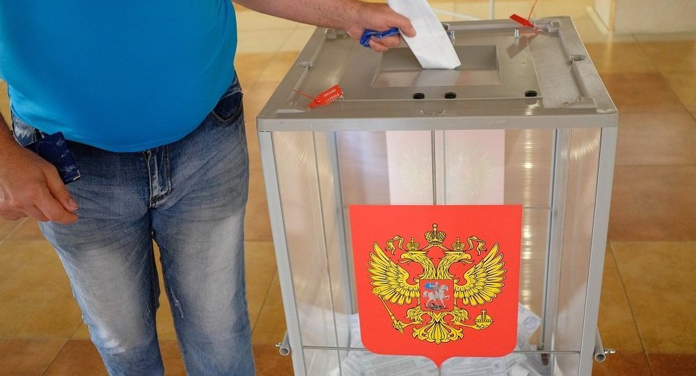 法国观察员对莫斯科选举中电子投票站的工作印象深刻