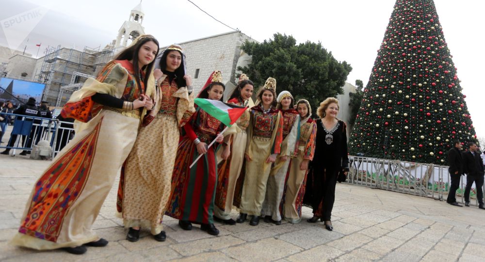 巴勒斯坦总统：期待普京在圣诞节期间访问伯利恒