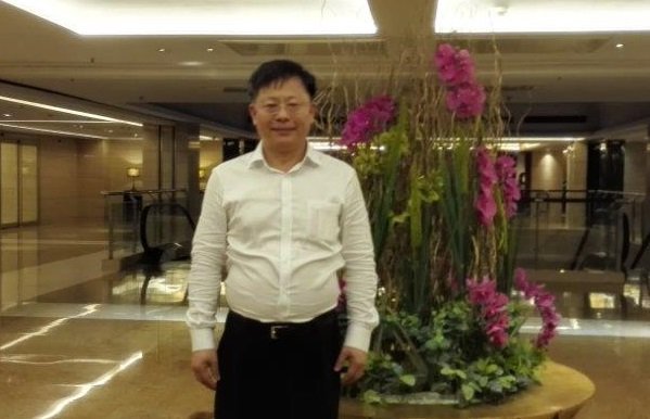 李红兵 李红兵