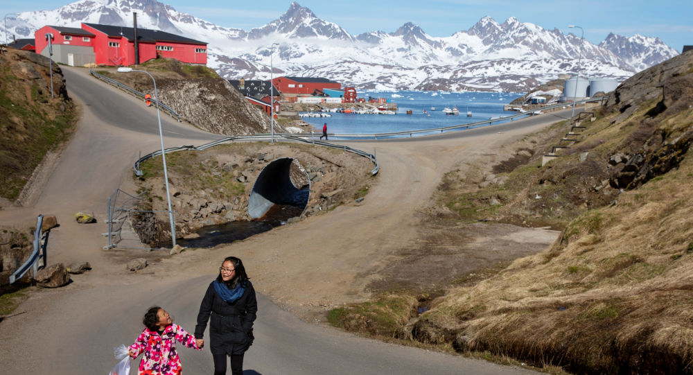 丹麦政治人士认为美总统特朗普购买格陵兰岛的想法是玩笑