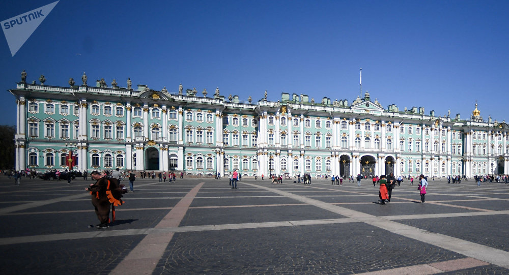 俄罗斯圣彼得堡实行电子签首日收到三千份签证申请