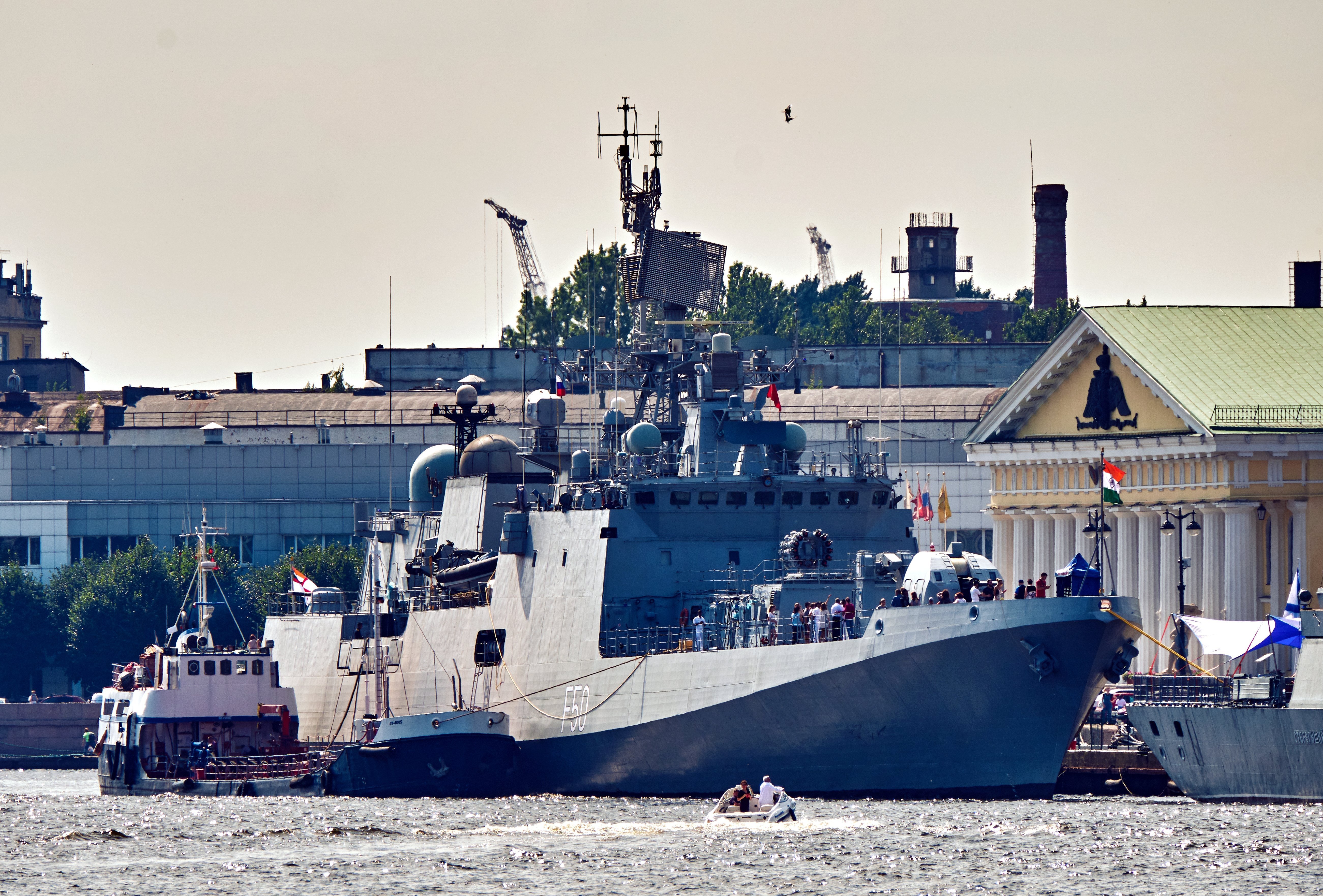印度「塔爾卡什」護衛艦 印度「塔爾卡什」護衛艦