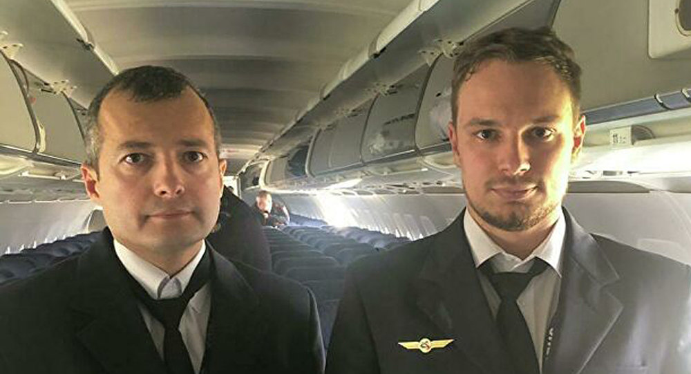 普京下令授予实施硬着陆的A321客机飞行员“俄罗斯英雄”称号