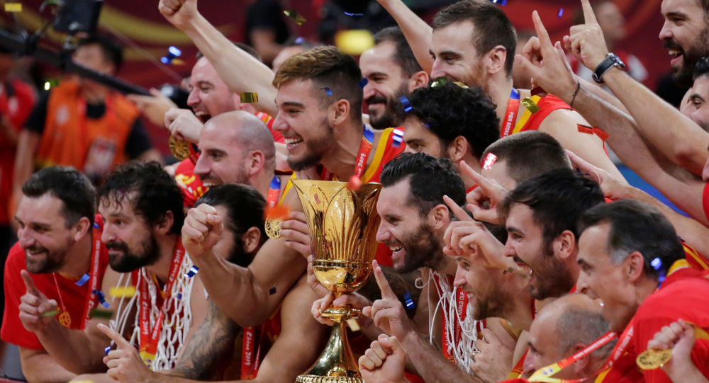 西班牙在决赛中击败阿根廷赢得中国举行的男篮世界杯