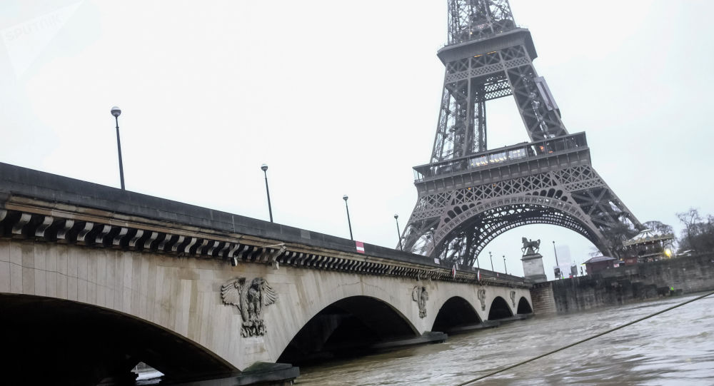 日本游客价值84万美元手表在巴黎被抢