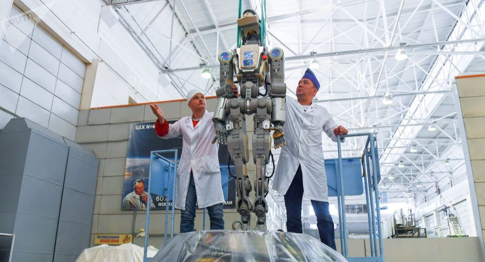 俄航天集团开始研制第一个太空舱外工作机器人