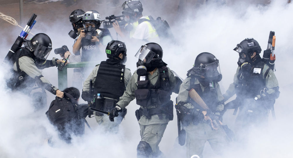 香港警方在五天内拘捕336名抗议者