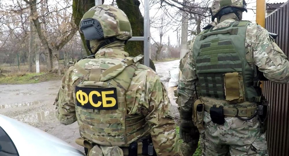 俄执法人员挫败乌克兰极端组织支持者对摩尔曼斯克政府机关的恐袭图谋