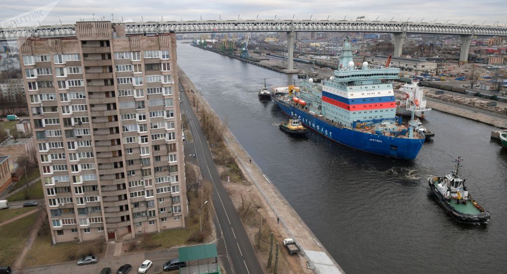 波罗的海造船厂测试北极号破冰船