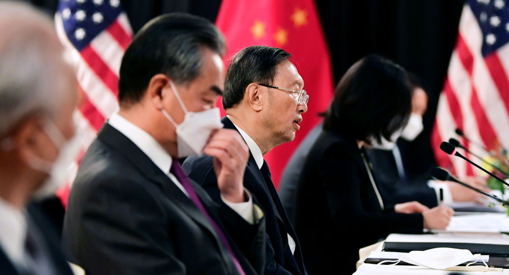 中方在中美高层战略对话期间向美方阐述关于台湾香港新疆西藏问题的