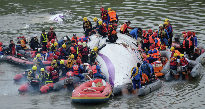 台湾复兴航空客机失事前双发动机失效
