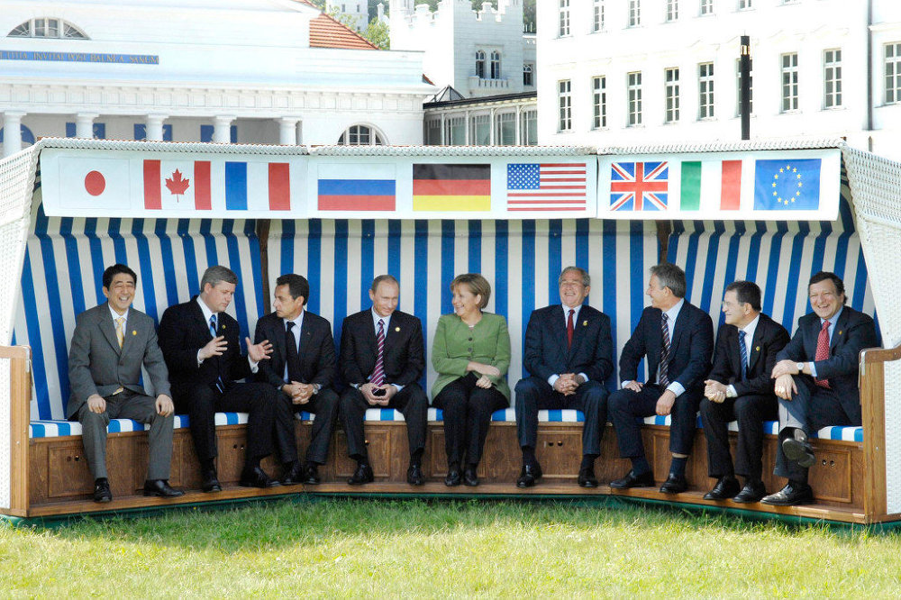 g7/g8历史:从朗布依埃到布鲁塞尔