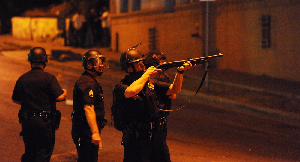 媒体美国警察今年以来击毙近500人