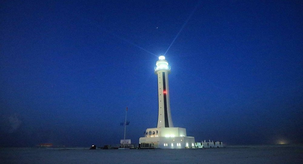 中国在南海建设5座灯塔