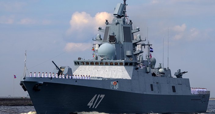 "苏联戈尔什科夫海军上将号俄罗斯导弹护卫舰带领北方舰队的军舰和