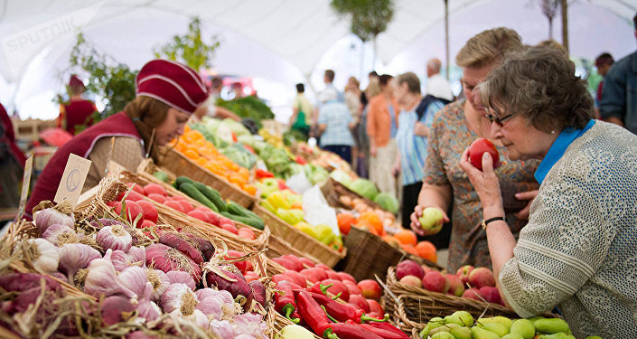 民调:60%以上的俄罗斯人自己种植蔬菜和水果