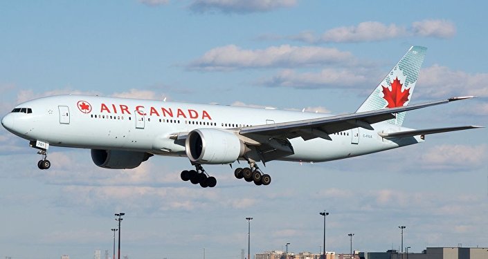 加拿大航空公司的波音777-200客机