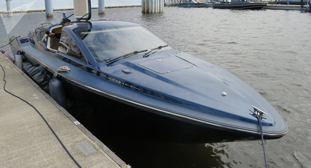 新型vip高速快艇"战斧"